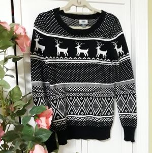 Old Navy Christmad sweater size S